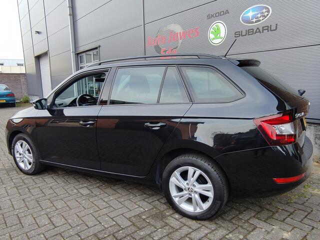 Skoda FABIA Combi 1.0 TSI Style Climatronic - P.sensoren V+A - Navigatie - LMV