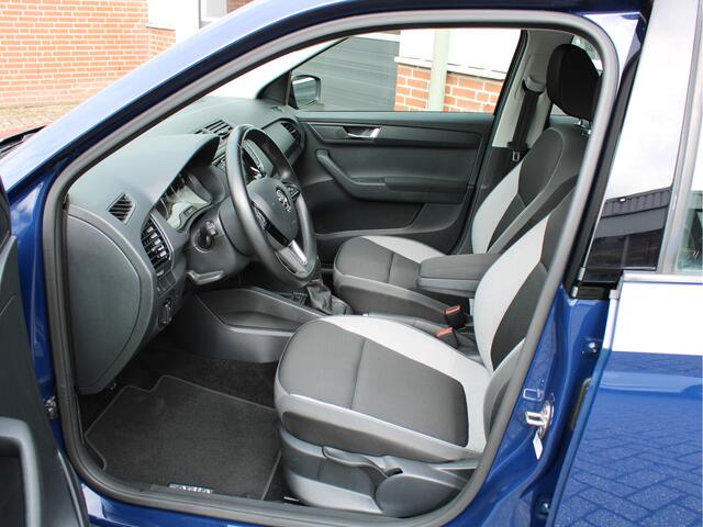 Skoda FABIA Combi 1.0 TSI Ambition Business /NAVI/PDC/Cruise control/AIRCO/LED/15'LM/CV/Bluetooth/USB+AUX/ISOFIX/NAP! 1e eig!