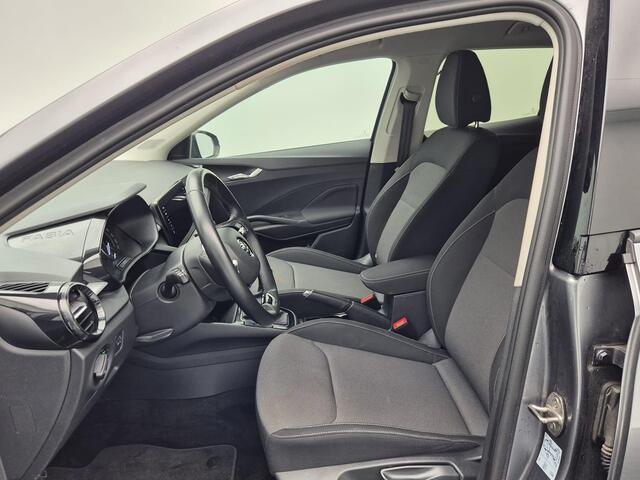 Skoda FABIA 1.0 TSi Ambition | Navigatie | Airco | Cruise Controle | 15 Inch | Parkeersensoren | 70.403 Km!!