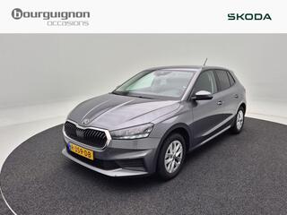 skoda-fabia-1.0-tsi-ambition--navi