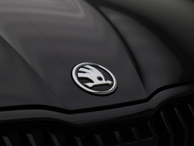 Skoda FABIA Monte Carlo 1.0 TSI 95pk | Stoelverwarming | Achteruitrijcamera | Adaptive cruise control | Side Assist