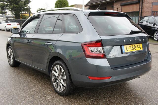 Skoda FABIA 1.0 TSI BUS. EDITION 1eEIG CRUISE/NAVI/KEYLESS/APPLE-ANDROID/16I