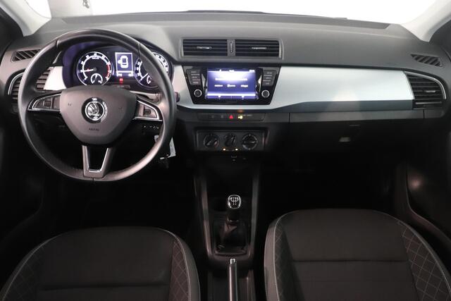 Skoda FABIA Combi 1.0 TSI Business Edition | Airco | Parkeersensor | Apple Carplay Android Auto Navigatie | Cruise control |