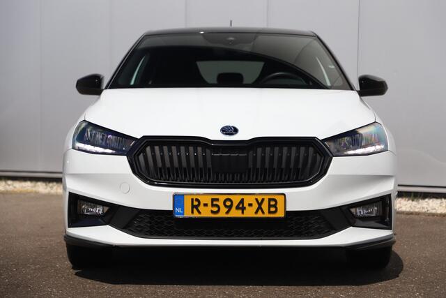 Skoda FABIA 1.0 TSI Monte Carlo Two Tone Navigatie Carplay Android 16 inch LMV Clima Cruise Parkeersensor