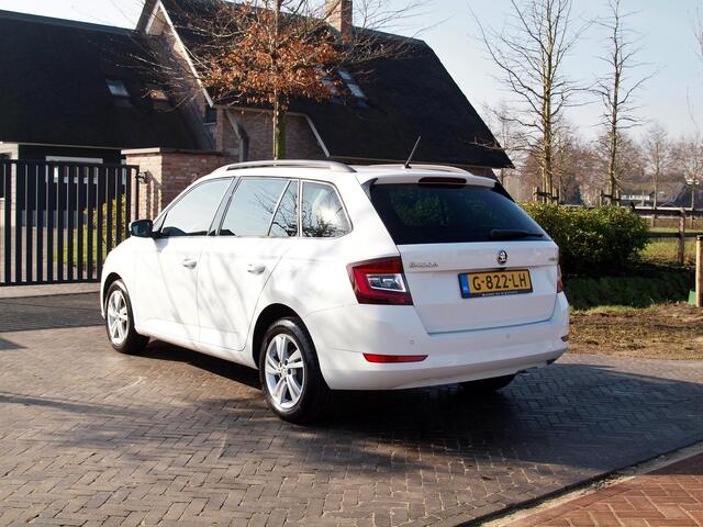 Skoda FABIA Combi 1.0 TSI Style | Camera | Apple Carplay | Cruise Control | Navi |