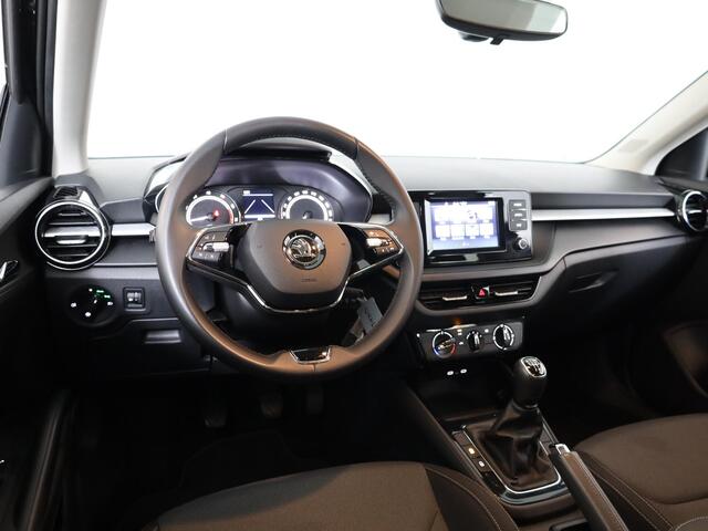 Skoda FABIA 1.0 TSI Ambition 95 pk | Verlengde garantie | Navigatie via App | Parkeersensoren achter | LED koplampen | Apple Carplay/Android Auto |