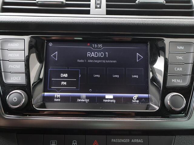 Skoda FABIA Combi 1.0 Business Edition | 75 PK | Apple CarPlay / Android Auto | Navigatie | Parkeersensoren achter |