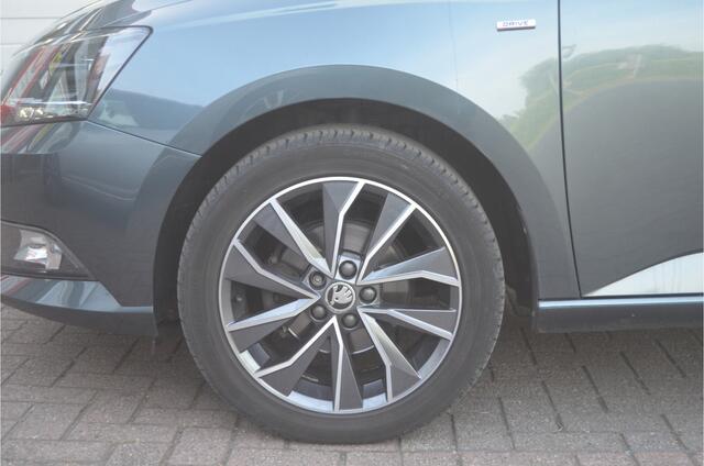 Skoda FABIA 1.2 TSI Drive nav. cruise control.