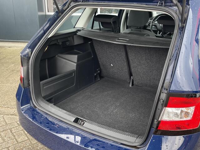 Skoda FABIA Combi 1.2 TSI Ambition - Navigatie - Panoramadak - Cruise Control