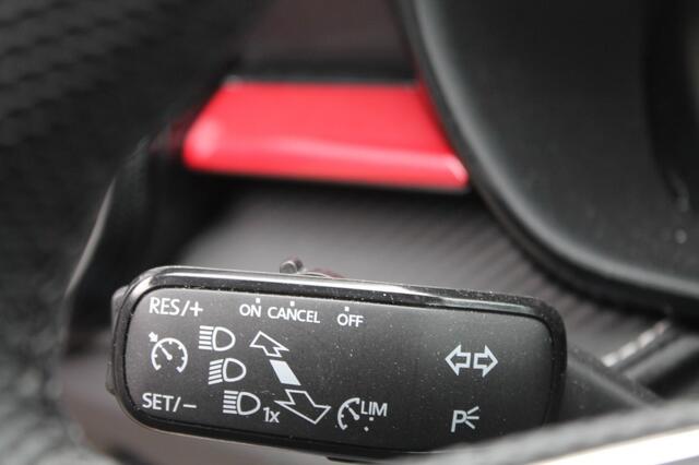 Skoda FABIA 1.0 TSI MONTE CARLO CLIMA CAMARA TREKHAAK