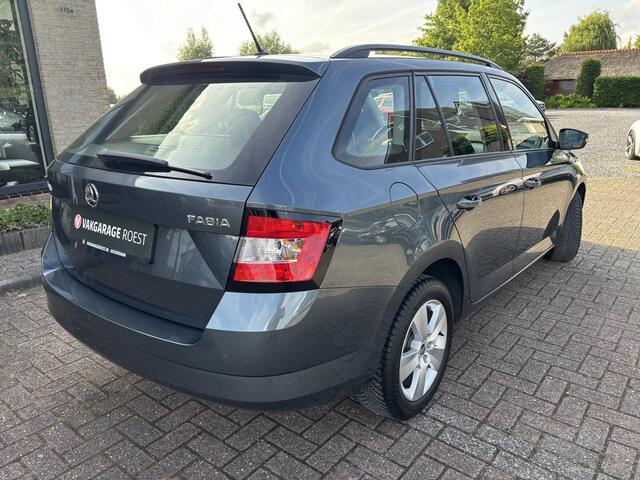 Skoda FABIA Combi 1.2 TSI Ambition Business Navigatie / Parkeersensoren / All-Seasons