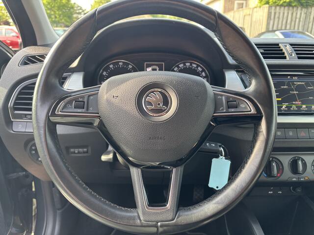 Skoda FABIA Combi 1.2 TSI Ambition Business Navigatie / Parkeersensoren / All-Seasons
