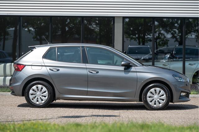Skoda FABIA 1.0 TSI Ambition | Navi by App | Stoelverw. | Cruise | PDC | 4 season