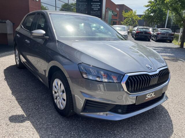 Skoda FABIA 1.0 MPI Ambition // PDC // CRUISE // CLIMA // APPLE CARPLAY - ANDROID AUTO //