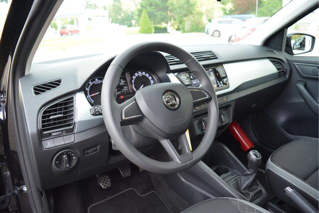 Skoda FABIA Combi 1.0 96PK TSI Ambition Plus | Stoel VW | Trekhaak |