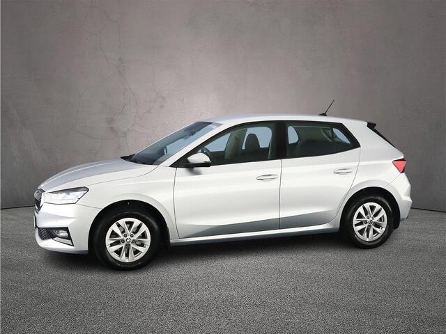Skoda FABIA Ambition 1.0 TSI 110pk DSG Automaat Cruise control, Stoelverwarming, Airco, DAB, Radio, Parkeersensoren, App connect, LED koplampen, Bluetooth