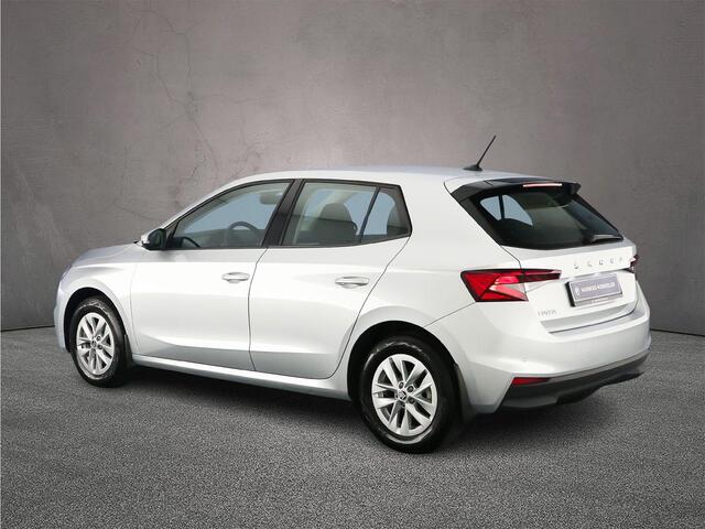 Skoda FABIA Ambition 1.0 TSI 110pk DSG Automaat Cruise control, Stoelverwarming, Airco, DAB, Radio, Parkeersensoren, App connect, LED koplampen, Bluetooth