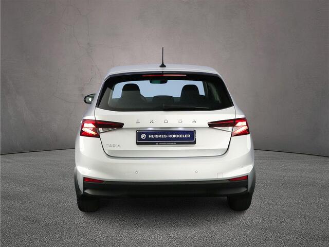 Skoda FABIA Ambition 1.0 TSI 110pk DSG Automaat Cruise control, Stoelverwarming, Airco, DAB, Radio, Parkeersensoren, App connect, LED koplampen, Bluetooth