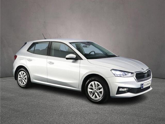 Skoda FABIA Ambition 1.0 TSI 110pk DSG Automaat Cruise control, Stoelverwarming, Airco, DAB, Radio, Parkeersensoren, App connect, LED koplampen, Bluetooth