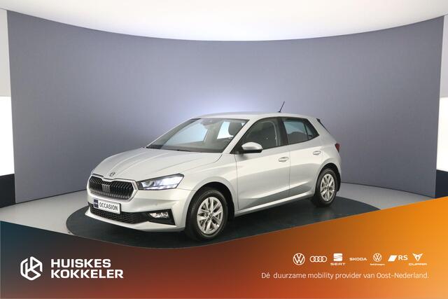Skoda FABIA Ambition 1.0 TSI 110pk DSG Automaat Cruise control, Parkeersensoren, App connect, Stoelverwarming, Airco, DAB, Radio, Bluetooth, LED koplampen
