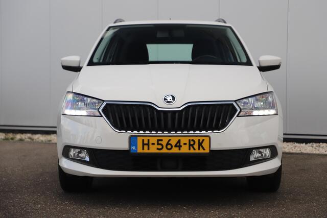 Skoda FABIA Combi 1.0 TSI Business Edition 95PK 16 inch Navigatie Carplay Bluetooth Android Airco Cruise Parkeersensor