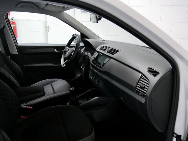 Skoda FABIA Combi 1.0 TSI Ambition Airco/TH/PDC/Carplay (all-incl. prijs)