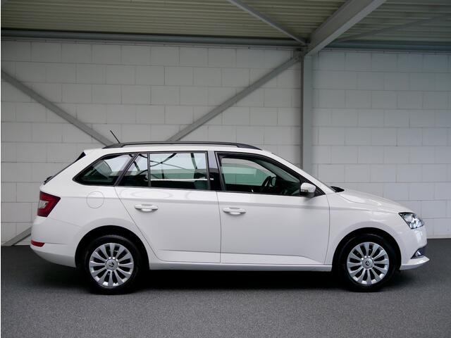 Skoda FABIA Combi 1.0 TSI Ambition Airco/TH/PDC/Carplay (all-incl. prijs)