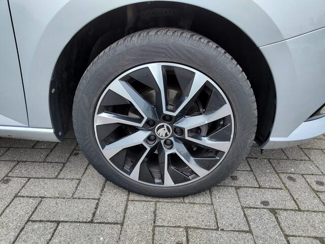 Skoda FABIA Combi 1.0 TSI Ecc Lmv Navigatie Led verl Trekhaak Pdc Cruise Control Business Edition