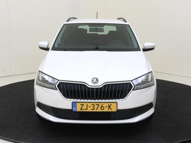 Skoda FABIA Combi 1.0 Active | Cruise control | CarPlay | Dakrails | Airco | Bluetooth | Elektrische ramen voor |