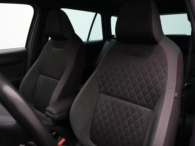 Skoda FABIA Combi 1.0 TSI 95 pk Sport Business | Trekhaak | Parkeersensoren achter | Cruise Control