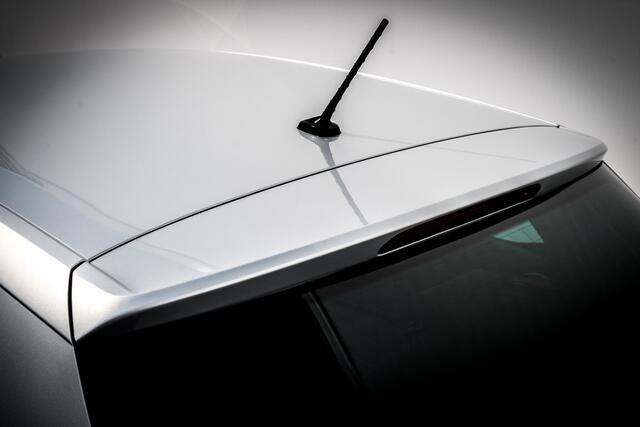 Skoda FABIA 1.2 TSi 90 Pk JOY | Trekhaak | Xenon | 16 inch LMV | Climate Control