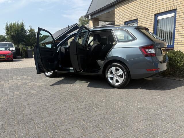 Skoda FABIA 1.0 TSI Cleve - Clima - Navi - Allseason - NL auto - NAP- Cruise