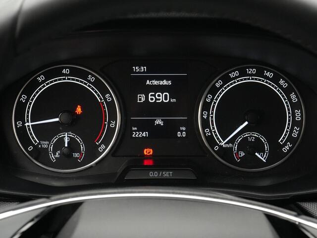 Skoda FABIA 1.0 MPI 80 pk Ambition | LED koplampen | Parkeersensoren achter | Climatronic | Cruise control | Carplay