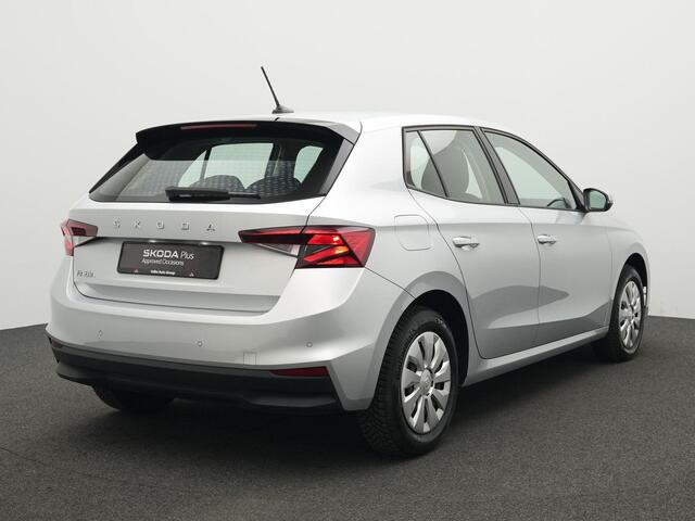 Skoda FABIA 1.0 MPI 80 pk Ambition | LED koplampen | Parkeersensoren achter | Climatronic | Cruise control | Carplay