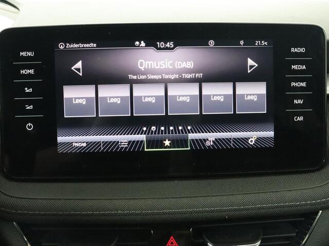 Skoda FABIA 1.0 TSI Business Edition | Carplay | Navigatie | Full LED | Digital Cockpit | Climate control | Parkeerhulp | Cruise control | Sfeerverlichting | DAB | Getint glas