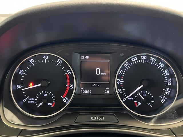 Skoda FABIA 1.2 TSI JOY | Parkeersensoren Achter | Lichtmetalen Velgen 15" | Microvezel Bekleding | Cruise Control | Airco | Bluetooth | Radio |