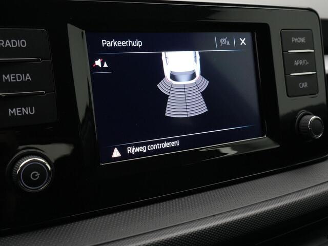 Skoda FABIA 1.0 MPI 95 pk Ambition | LED koplampen | Parkeersensoren achter | Cruise control | Carplay | DAB