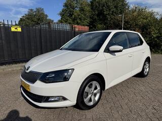 skoda-fabia-1.2-tsi-joy-5-drs-clima