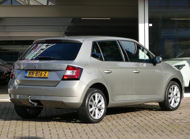 Skoda FABIA 1.2 TSI cruise control | parkeersensoren | afneembare trekhaak
