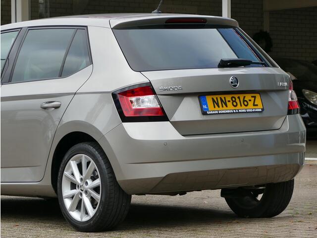 Skoda FABIA 1.2 TSI cruise control | parkeersensoren | afneembare trekhaak