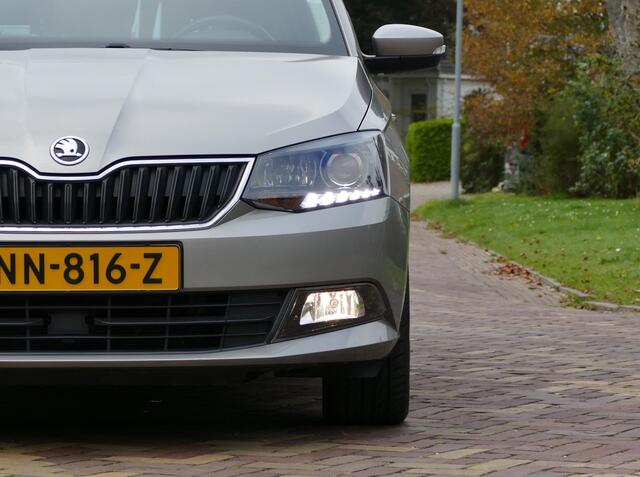 Skoda FABIA 1.2 TSI cruise control | parkeersensoren | afneembare trekhaak