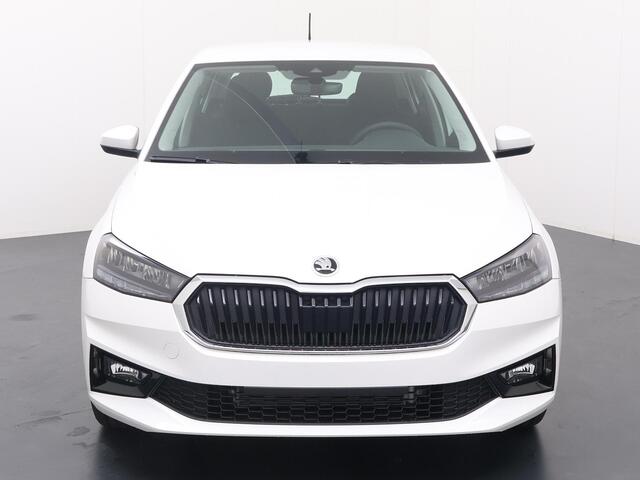 Skoda FABIA Essence 1.0 TSI 95 pk | Airconditioning | Parkeersensoren | LED verlichting |