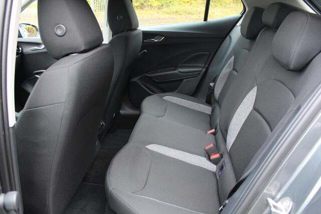 Skoda FABIA 1.0 TSI Essence | Rijklaar | Trekhaak | Parkeersens. | Apple/Android | LED | Bluetooth | NL-auto