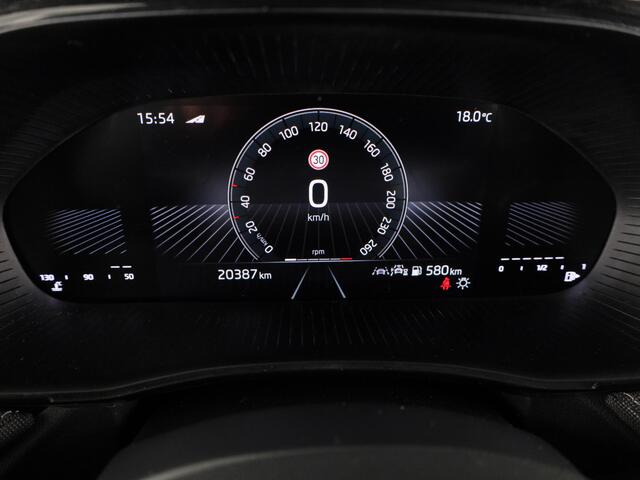 Skoda FABIA 1.0 TSI Business Edition 95 pk | Verlengde garantie | Navigatie via App | Parkeersensoren | Achteruitrijcamera | Stoelverwarming | Keyless |