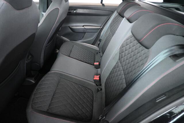 Skoda FABIA Combi 1.0 TSI Sport Business Cruise Control Trekhaak Rijklaarprijs Inruil Mogelijk!