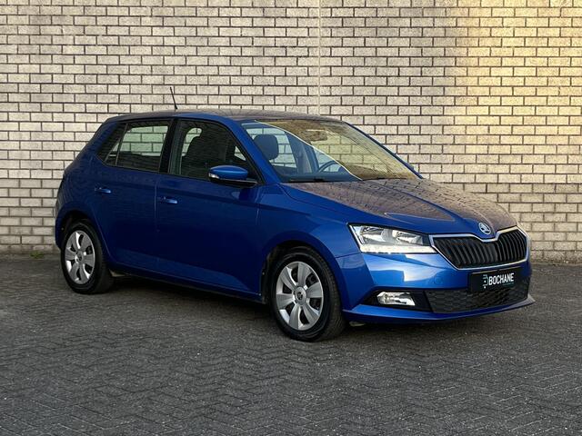 Skoda FABIA 1.0 TSI Ambition | Stoelverwarming | Parkeersensoren | Airco | DAB+ |