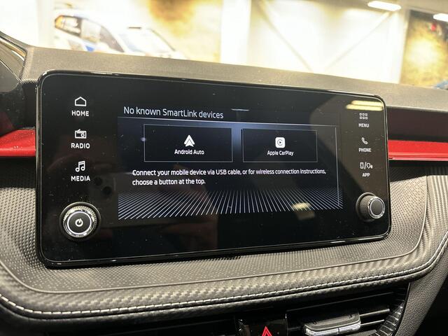 Skoda FABIA 1.0 TSI 115pk DSG Monte Carlo · Camera · keyless · Apple/Android Car Play · Stoelverwarming · P-Sensoren · 17'' Inch · Garantie t/m 19-05-2029 of 100.000km