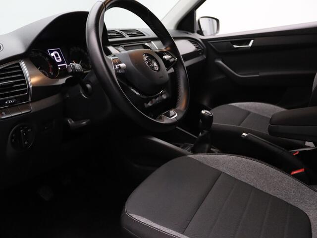 Skoda FABIA Combi 100pk TSI Business Edition Airco | Cruise | Carplay | Navi | Parkeersens. achter