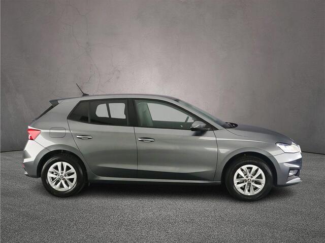 Skoda FABIA Selection 1.0 TSI 115pk DSG Automaat Cruise control, Stuurwiel verwarmd, Parkeersensor achter, Stoelverwarming, LED koplampen, App connect, Airco