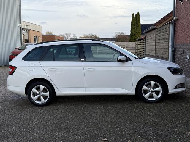Skoda FABIA Combi 1.2 TSI JOY | 1e EIGENAAR | TREKHAAK | CRUISE | PDC |